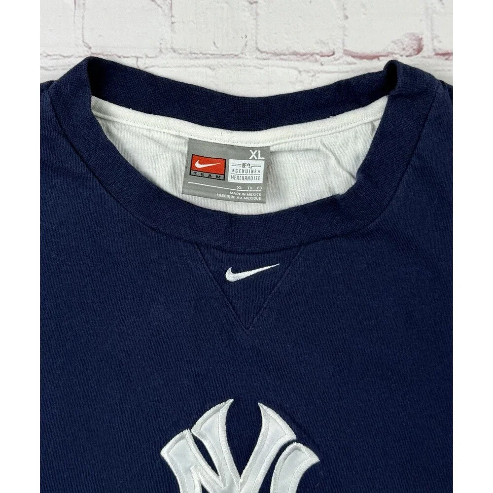 Y2K Nike New York Yankees T Shirt XL Navy Blue MLB Graphic Tee Vintage